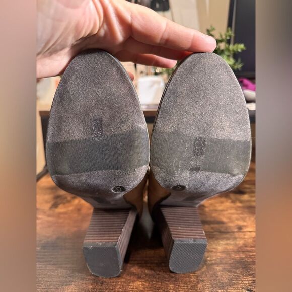 Brash Women's Tan Suede Ankle Booties size 9 - Picture 5 of 9